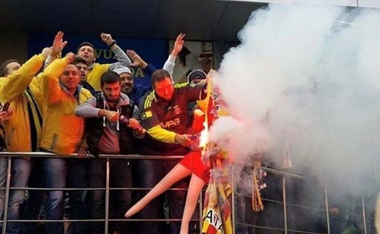 Fenerbahçe, İnfial Yaratan "Fotoğraf" İçin Açıklama Yaptı