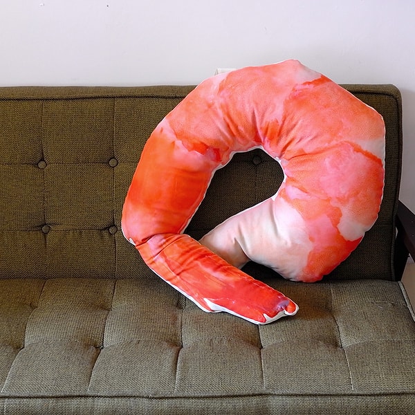 Каждый уважающий себя модный японец уже купил в дом по "креветке"