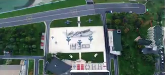 Hava Harp Okulu Öğrencileri 10 Kasım Anısına Atatürk'ün İmzasını Oluşturdu