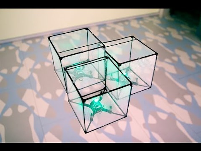 Bu Dronelar Havada Süzülen Legoları Andırıyor