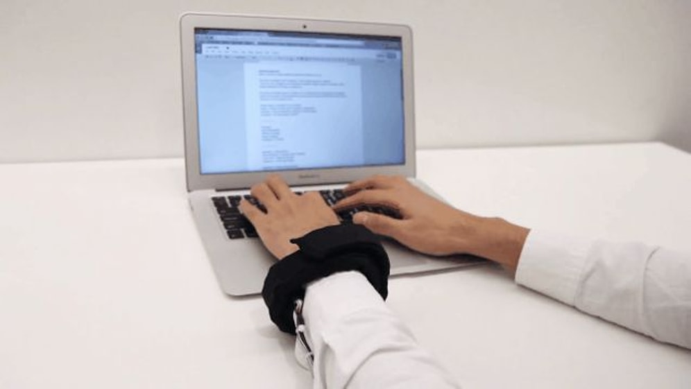 Bu Robotik Solucan Gelecekte Bütün Cihazlarınızın Yerini Alabilir