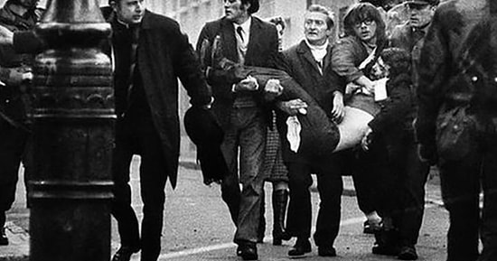 Kuzey İrlanda'daki Kanlı Pazar'la İlgili 43 Yıl Sonra İlk Tutuklama