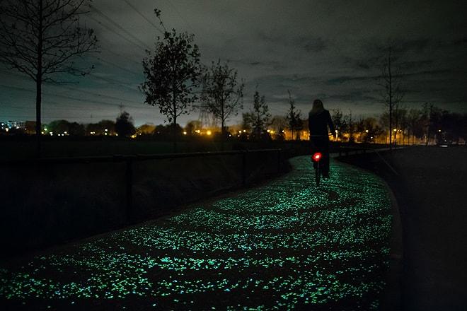 Van Gogh'dan Esinlenilerek Dizayn Edilen Bu Bisiklet Yolu Geceleri Işık Saçıyor!