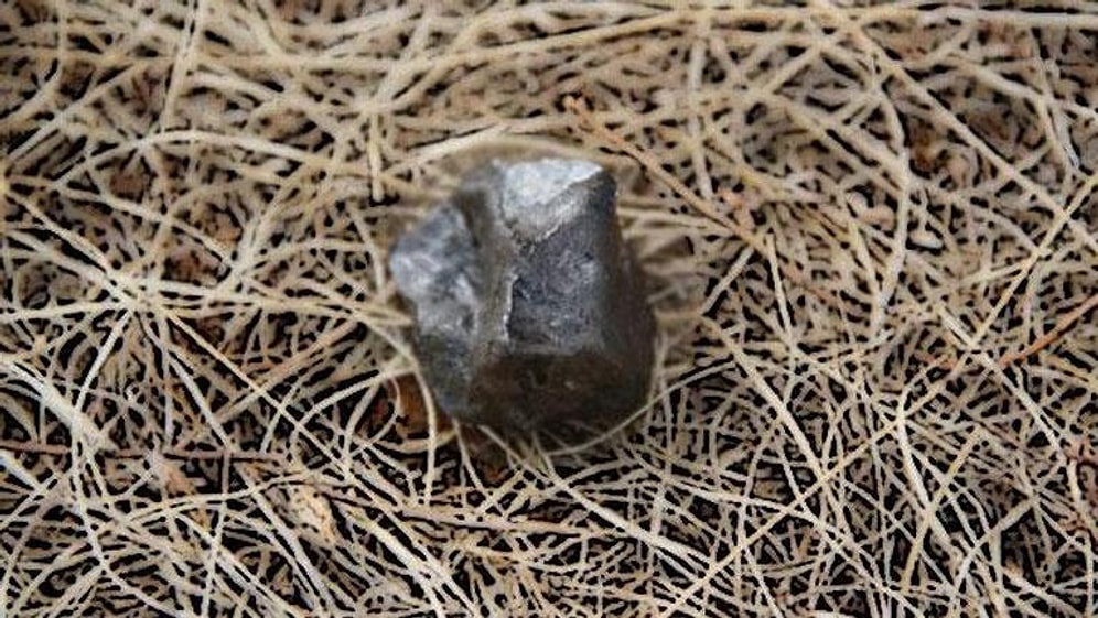 NASA'nın, Gitmek İçin 500 Milyon Dolar Harcadığı Göktaşının Parçaları Bingöl'e Düştü