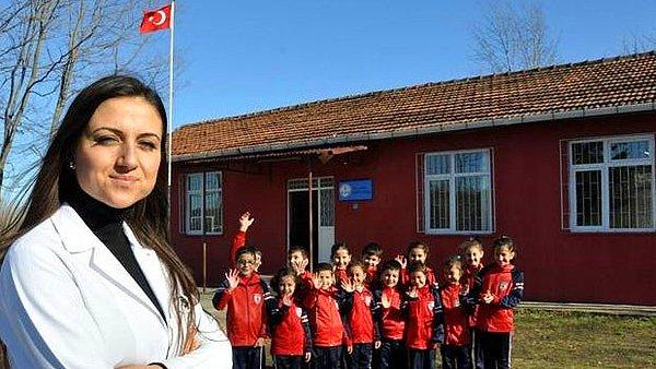10. Dünyanın En İyi 50 Öğretmeni arasına seçilen ilk ve tek Türk Öğretmenin Dilek Livaneli olduğunu biliyor muydunuz?