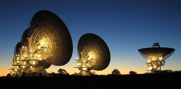 SETI projeleri ile başlayan uzayı tanıma çalışmaları, 1977 yılına gelindiğinde başka bir boyuta taşındı.