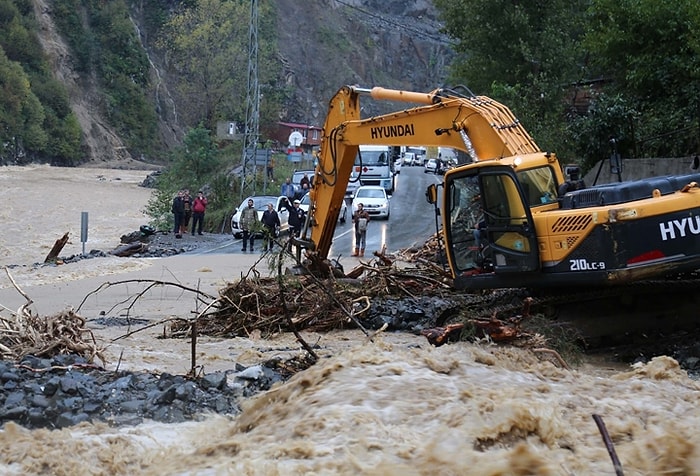 Artvin'de Sel Felaketi: Ölü Sayısı Üçe Yükseldi