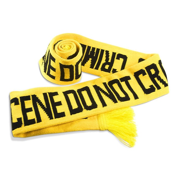 19. Шарф, который отпугнет болтливых товарищей.