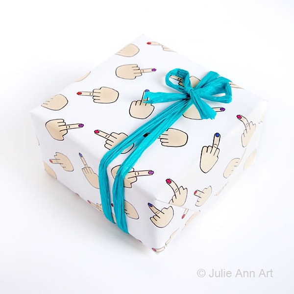 20. Оберточная бумага для тех случаев, когда кто-то уговаривает тебя пойти на вечеринку.