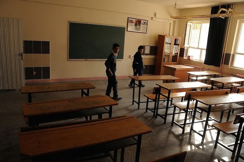 Silvan'da Yasak 11. Gününde: 8 Bin Öğrenci Okula Gidemedi, Sınıflar Boş Kaldı