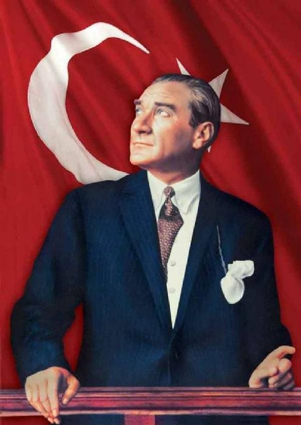 16. 2006'da ise AB Uyum yasaları gereğince Türkiye'de devlet dairelerinden Atatürk resimlerinin kaldırılmasının istendiğini, biliyor muydunuz?