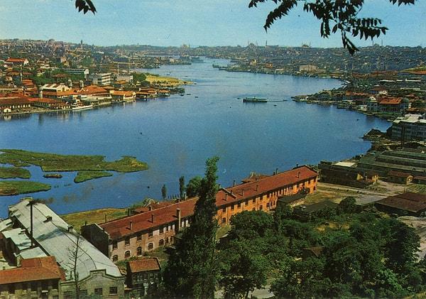 55. Haliç, 1958