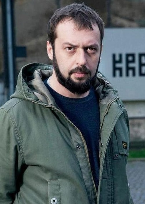 Komiser Tayfun (Okan Yalabık)