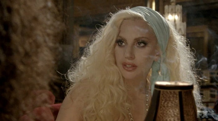 Lady Gaga'nın Korku Dizisi American Horror Story'de Giydiği Birbirinden Şahane 15 Kostüm