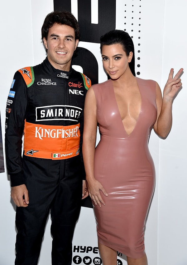 2. Но это не помешало девушке уже 2 июня принять участие в фотосессии в таком сексуальном наряде