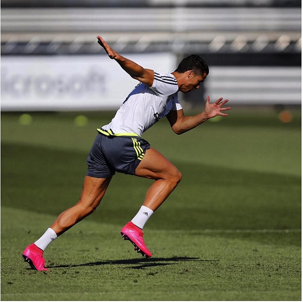 2. Затем он вдохновил нас на пробежки по утрам.