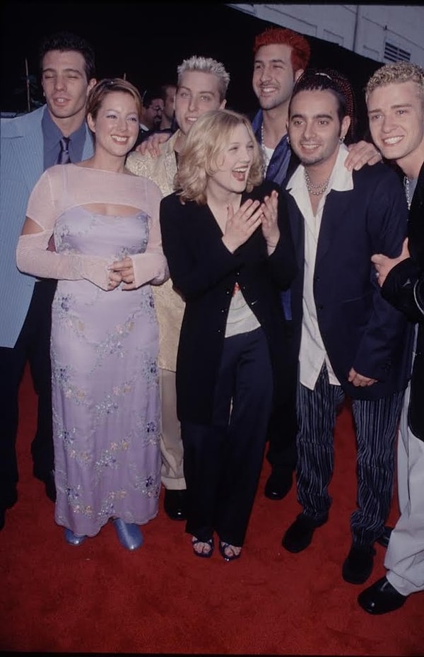 25. ’N Sync, Сара Маклахлан и очень удивленная Дрю