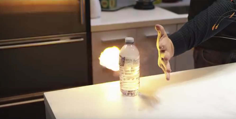 ‘Pyro Mini’ ile Sihirbazlık Gösterilerinize Ateşli Bir Giriş Yapın!