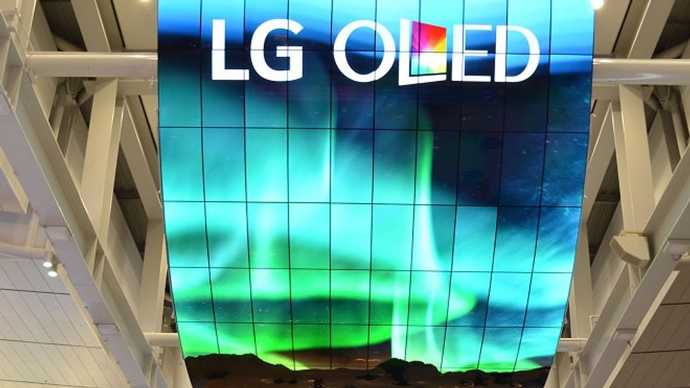 LG Dünyanın En Büyük OLED Ekranını Görücüye Çıkardı