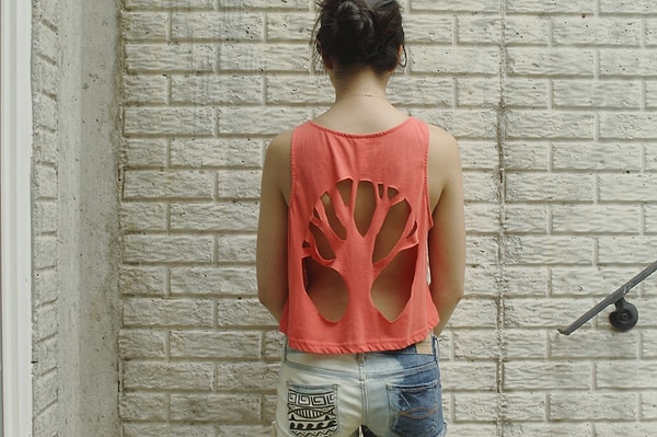 Рисунок на спине