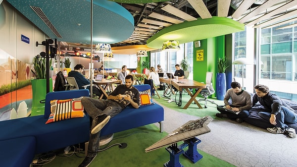 Технический руководитель программы III: $184.514