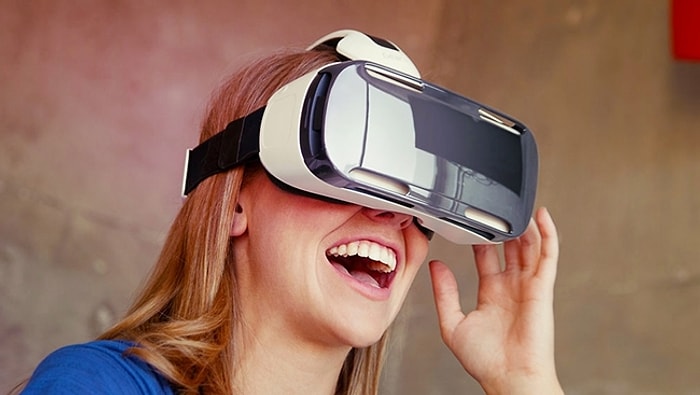 Yeni Samsung Gear VR Ön Siparişe Sunuldu