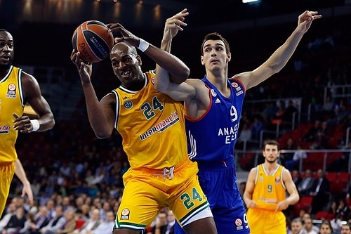 Anadolu Efes 92-74 Limoges
