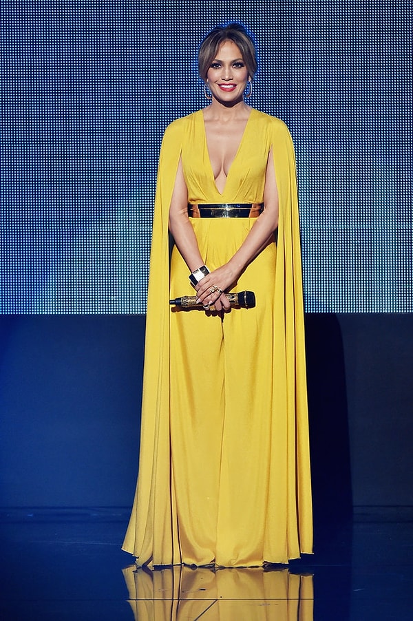 Потому что люди стареют, а она все так же молода и прекрасна.