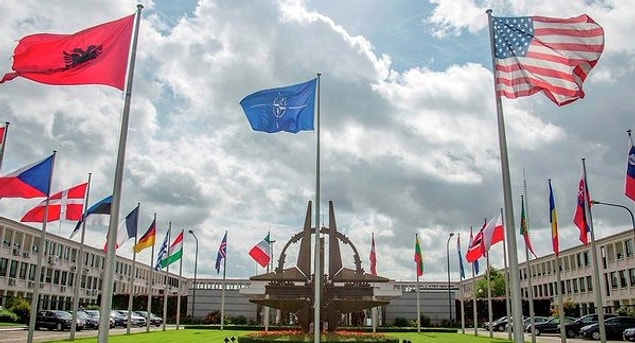 NATO Türkiye'nin talebiyle acil toplandı