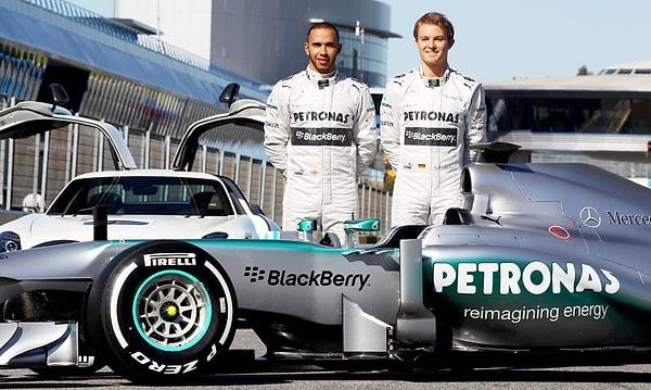 Mercedes AMG Petronas F1'in başarısında büyük pay sahibi Nico Rosberg'in de ismini söylemek olmazsa olmaz!