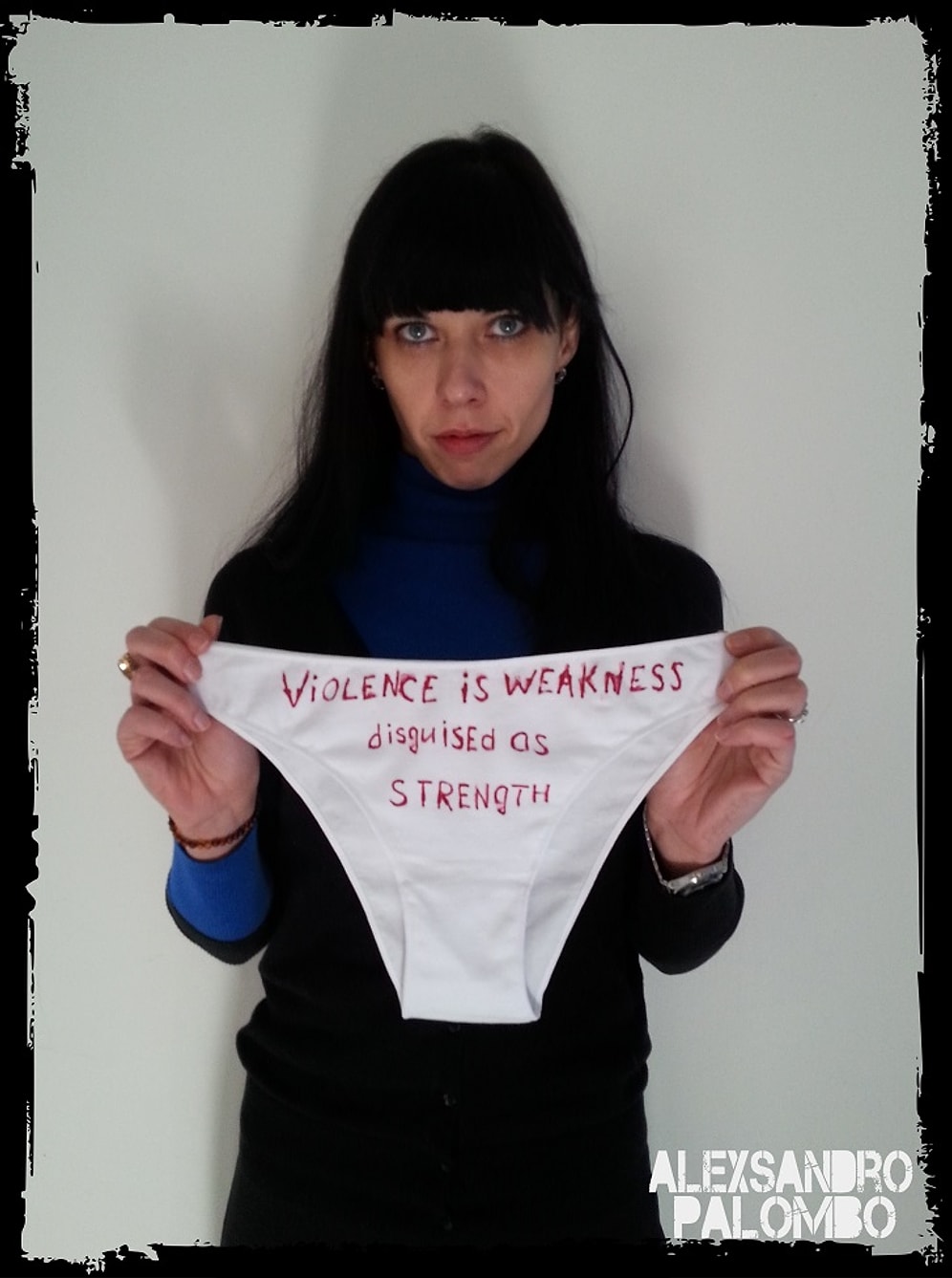 'Kadına Karşı Şiddet' Temalı Bir Farkındalık Çalışmasından Cesur Kareler