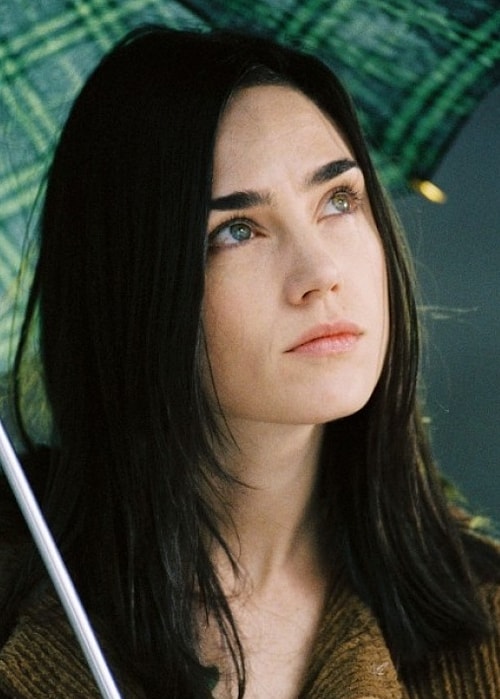 Jennifer Connelly (24-34-44)