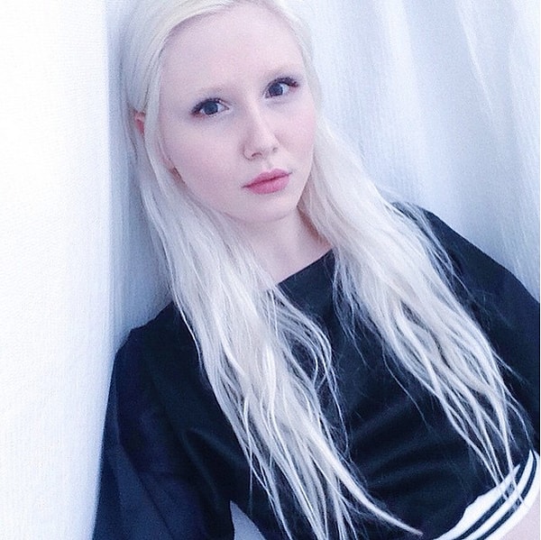 Мы считаем, что звание "Снежная королева Инстаграм" подходит ей как нельзя лучше!