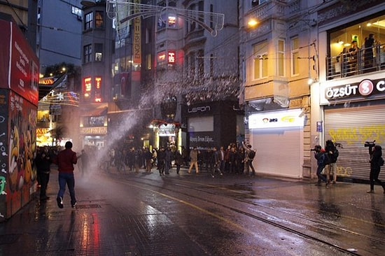 Tahir Elçi İçin Düzenlenen Yürüyüşe Polis Müdahalesi