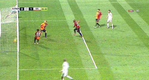 Maçın tartışmalı pozisyonu