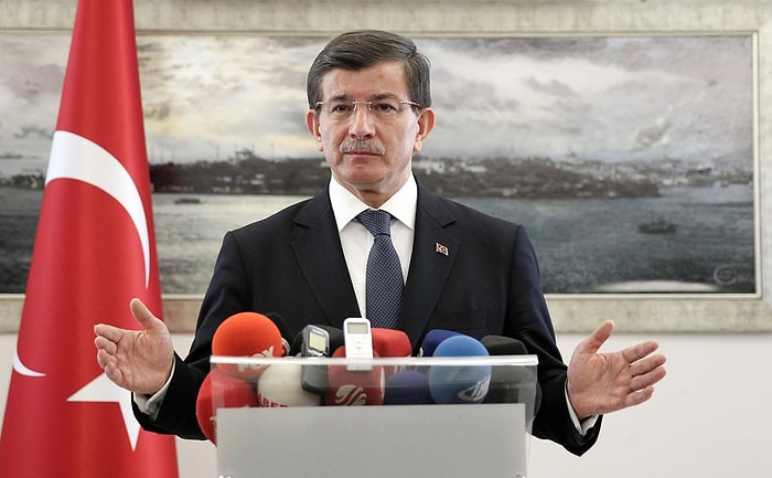 Davutoğlu'ndan Dündar ve Gül Yorumu: 'Esas Olan Tutuksuz Yargılanmadır'