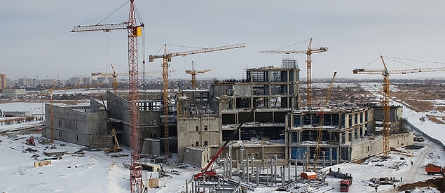 Türk vatandaşları inşaatlarda ciddi kontroller altında çalışabilecek