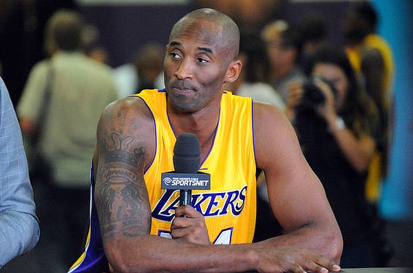 10. Kobe Bryant Basketbolu Bırakacağını Açıkladı