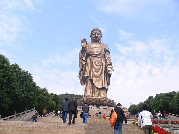 10. Ling Shan'daki Büyük Buda (Çin)  – 88 m