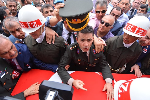 37. 22 Ağustos - Subay Kardeşini Kaybeden Yarbay'ın Tepkisi
