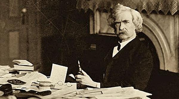 10. Ailesi hep, onun başarılı bir mürettip olacağını ve hayatını bu şekilde kazanacağını düşünmüştür. Fakat bir tesadüf Twain'in hayatını tamamen değiştirir: