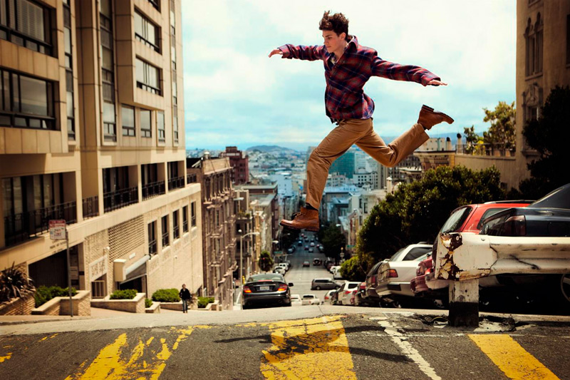 9. Слабые люди не могут быть одни, тогда как сильных одиночество делает еще сильнее.