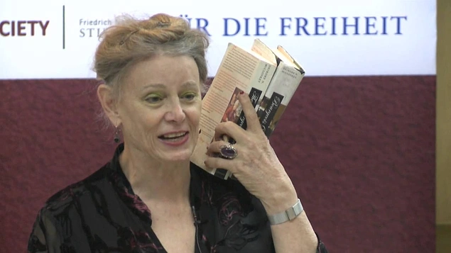 Deirdre McCloskey (1942)