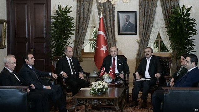 Hükümet Dolmabahçe sürecinden neden geri adım attı?