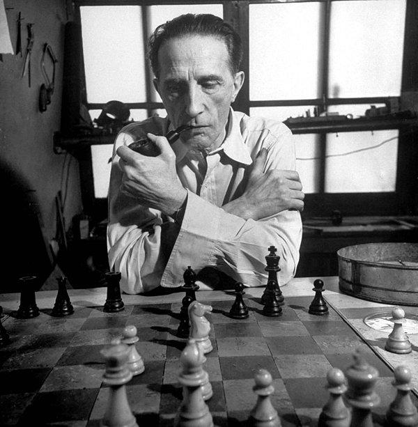 18. Marcel Duchamp