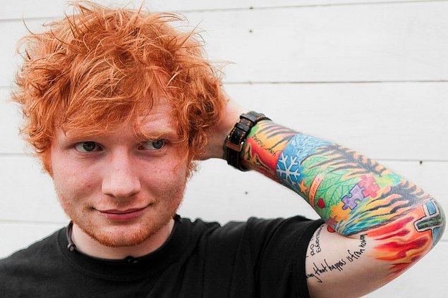 2. Ed Sheeran dövmeleri, adeta onun renkli kişiliğini de yansıtıyorlar.
