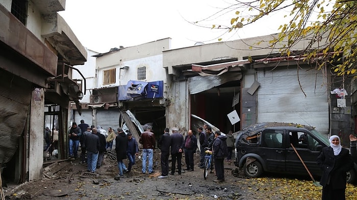 Diyarbakır Sur'da Çatışma: 1'i Ağır 4 Polis Yaralı