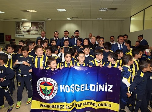 Fenerbahçe'ye Gaziantep'te Coşkulu Karşılama