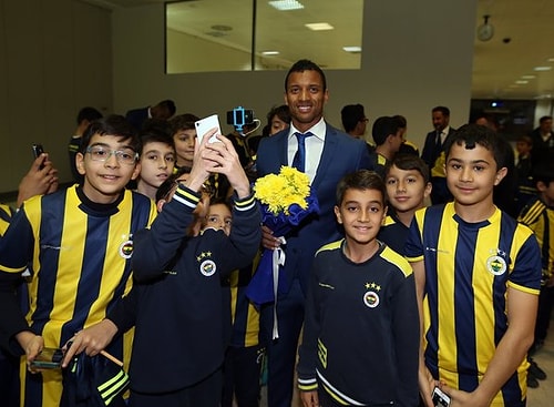 Fenerbahçe'ye Gaziantep'te Coşkulu Karşılama