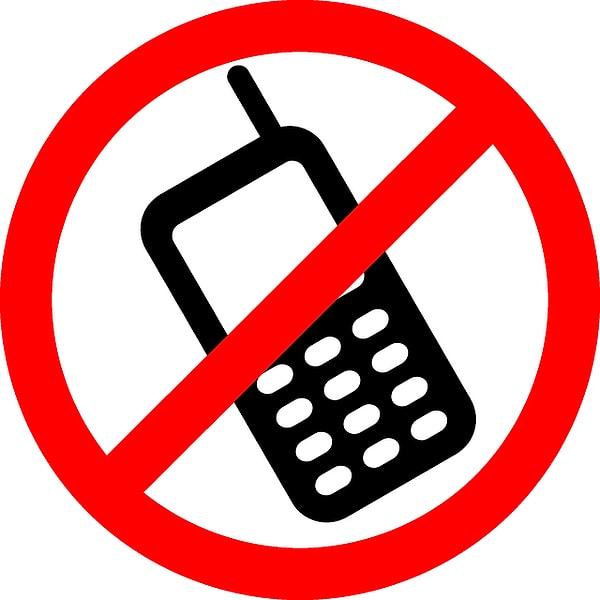 8. Cep telefonu kullanımının yasak olduğu ortamlarda mecburmuş gibi ille de görüşme yapma hastalığı,